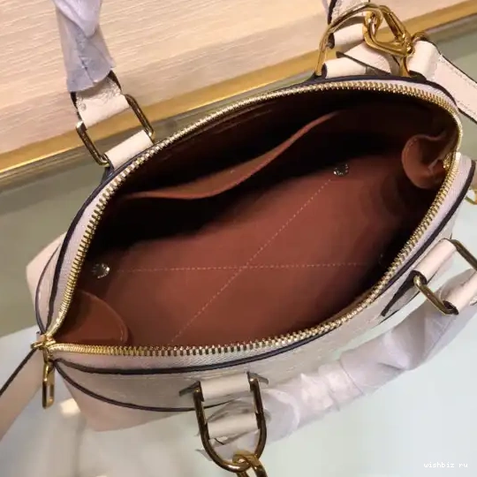 WIS BB NEO PRELAUNCH LOUIS VUITTON EXCHANELUSIVE NEO - ALMA 0511